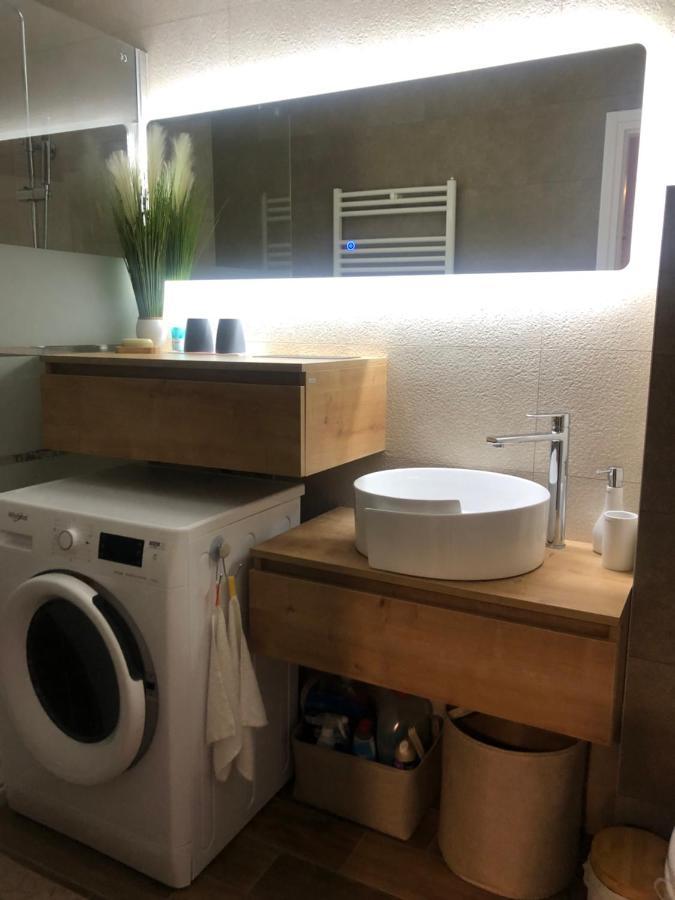 Studio Apartman Avenija *** Slavonski Brod Exteriör bild
