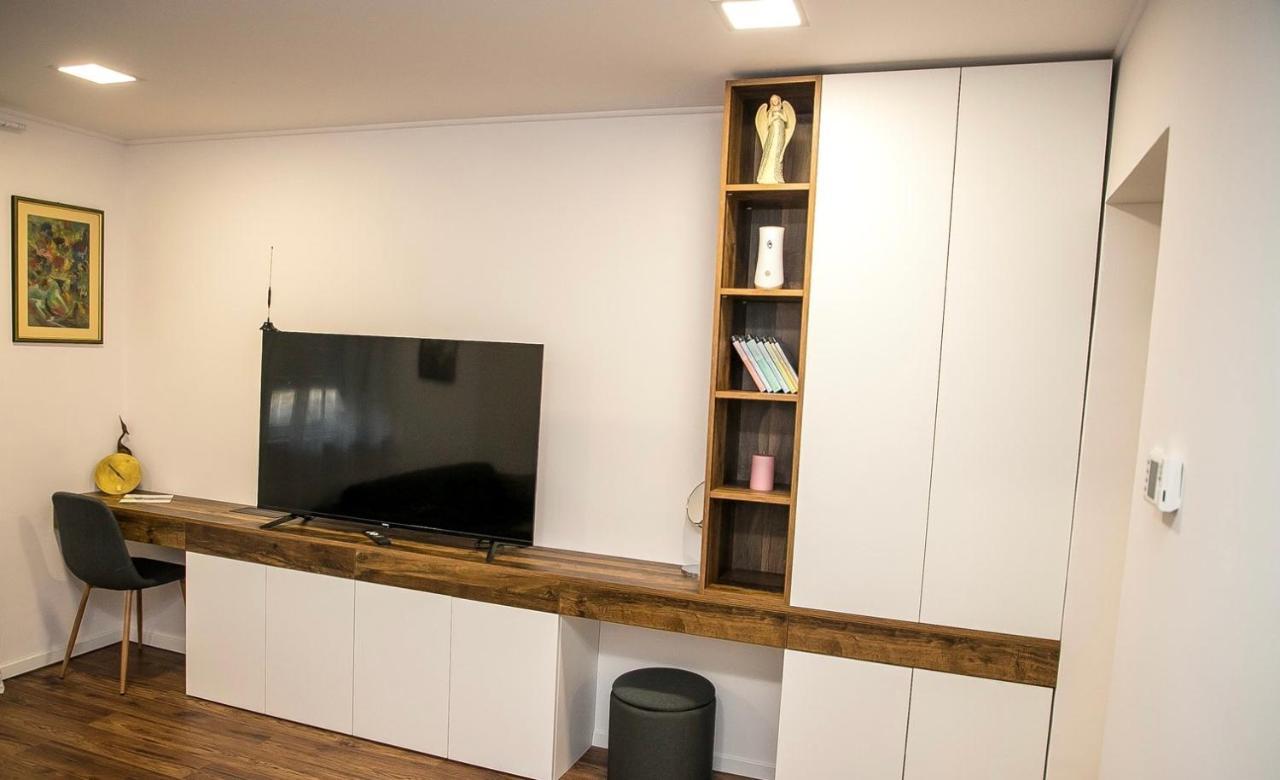 Studio Apartman Avenija *** Slavonski Brod Exteriör bild